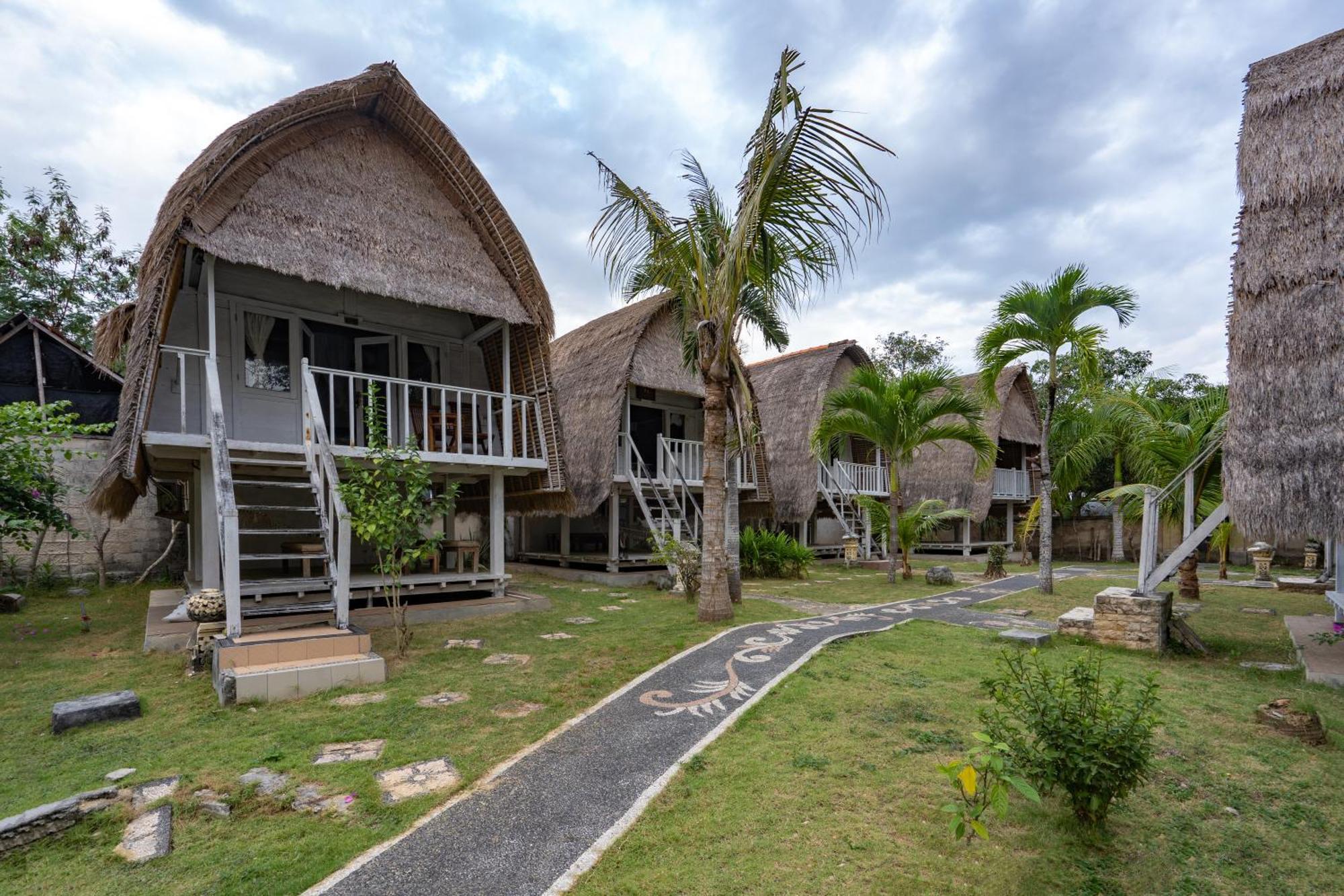 Mushroom Beach Bungalows Nusa Lembongan Dış mekan fotoğraf
