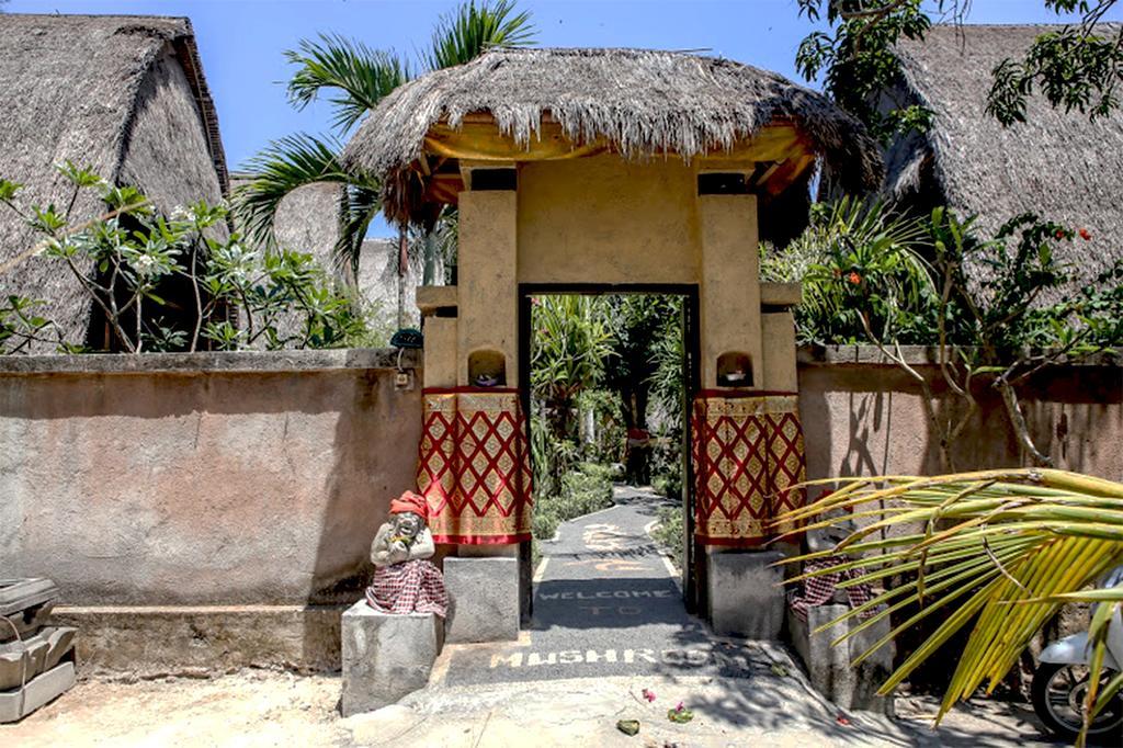 Mushroom Beach Bungalows Nusa Lembongan Dış mekan fotoğraf